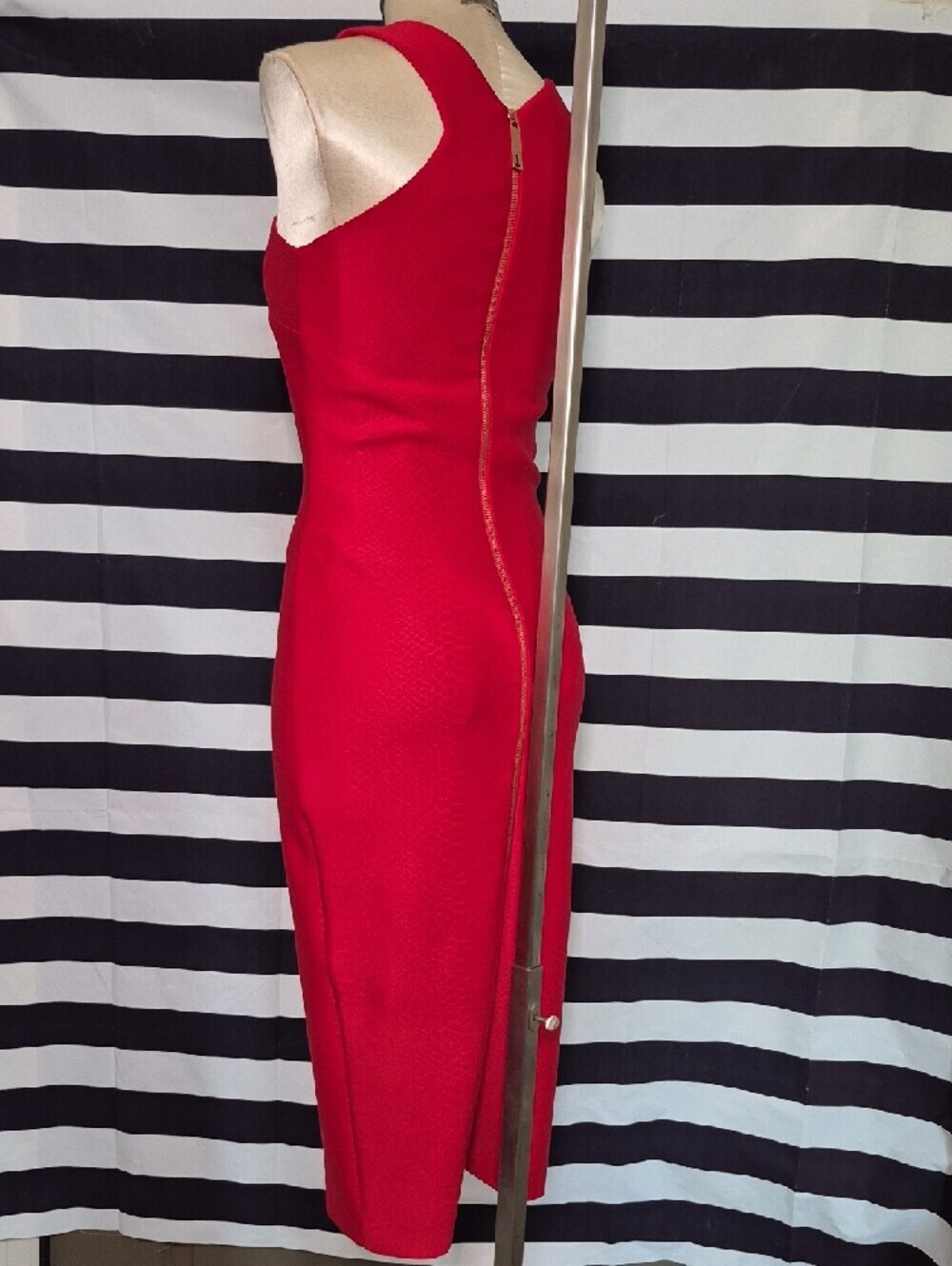 Red Cross-Strap Sheath Dress View 4